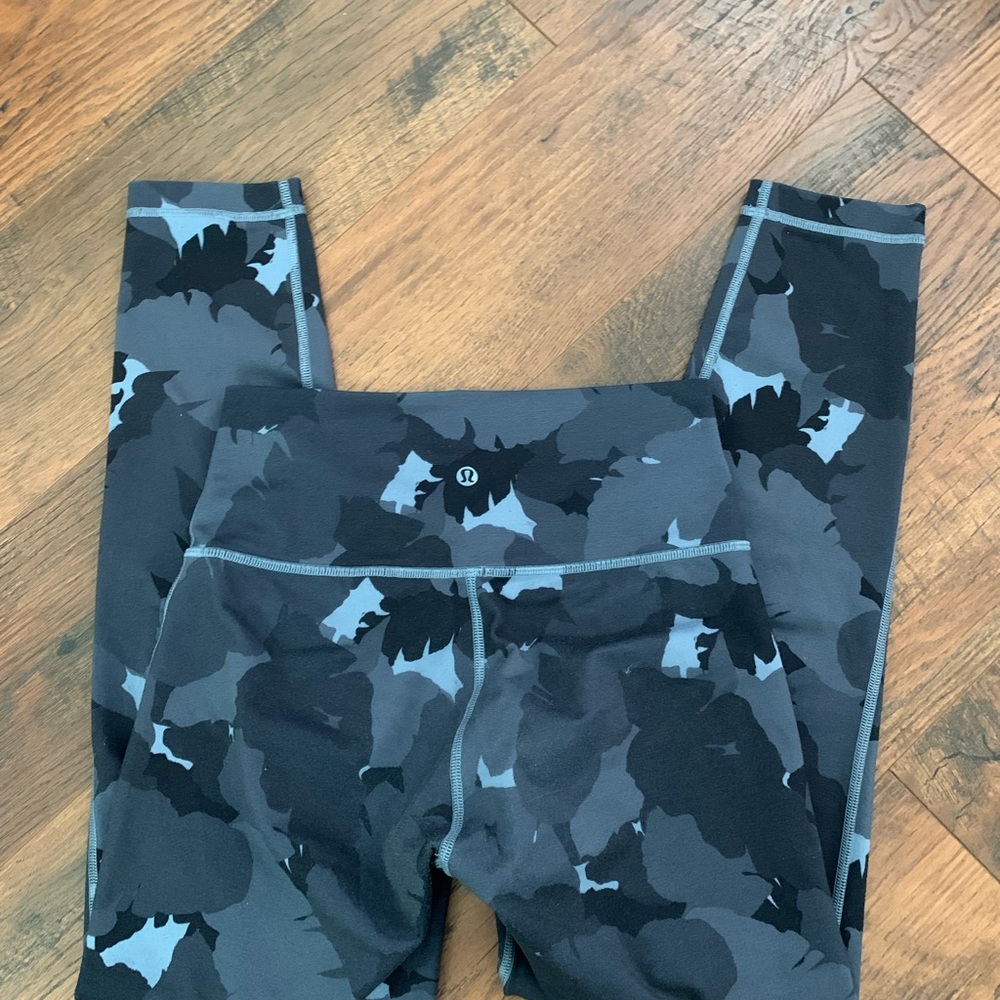 Camo blue lululemon leggings